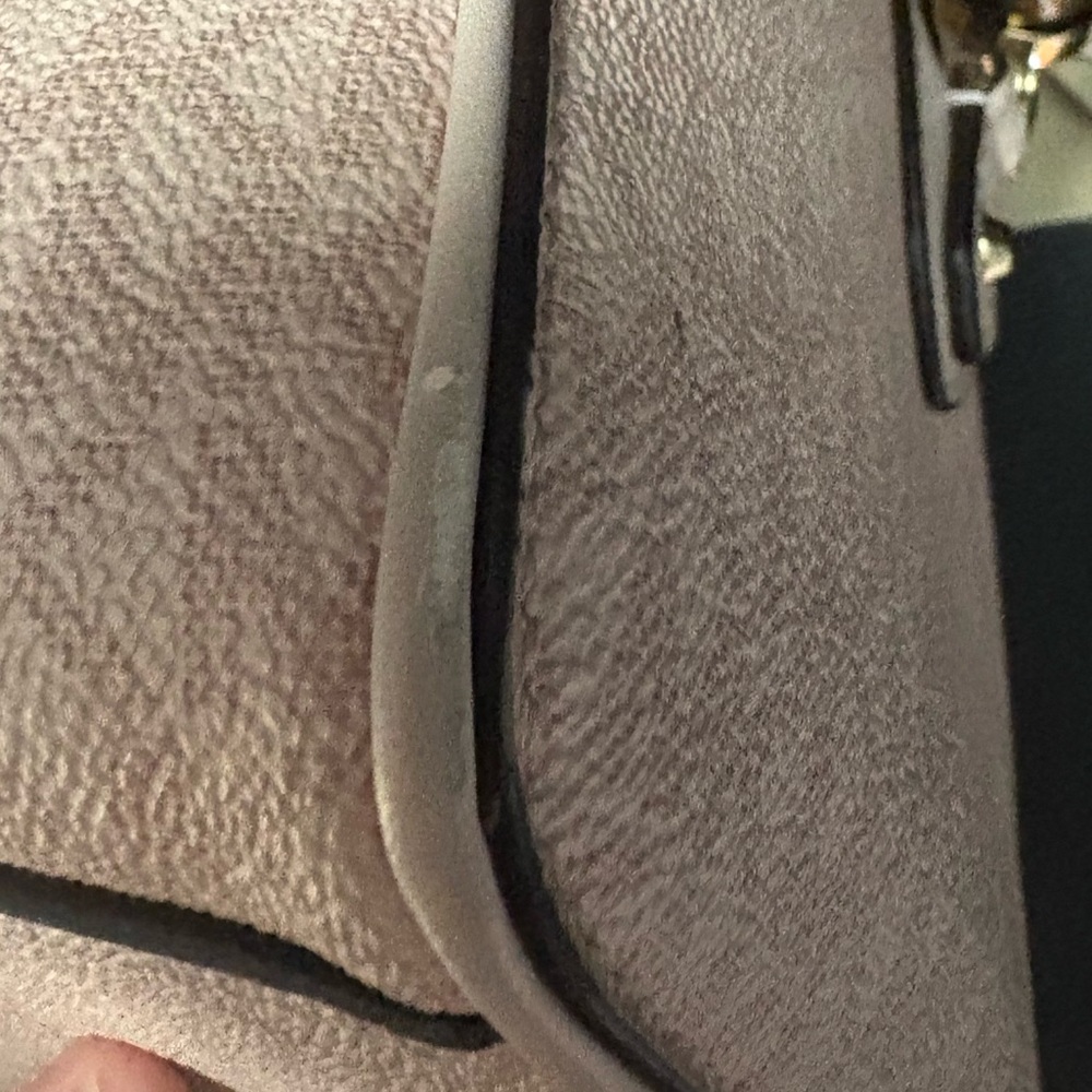 Michael Kors Light Pink Satchel - Picture 5 of 9
